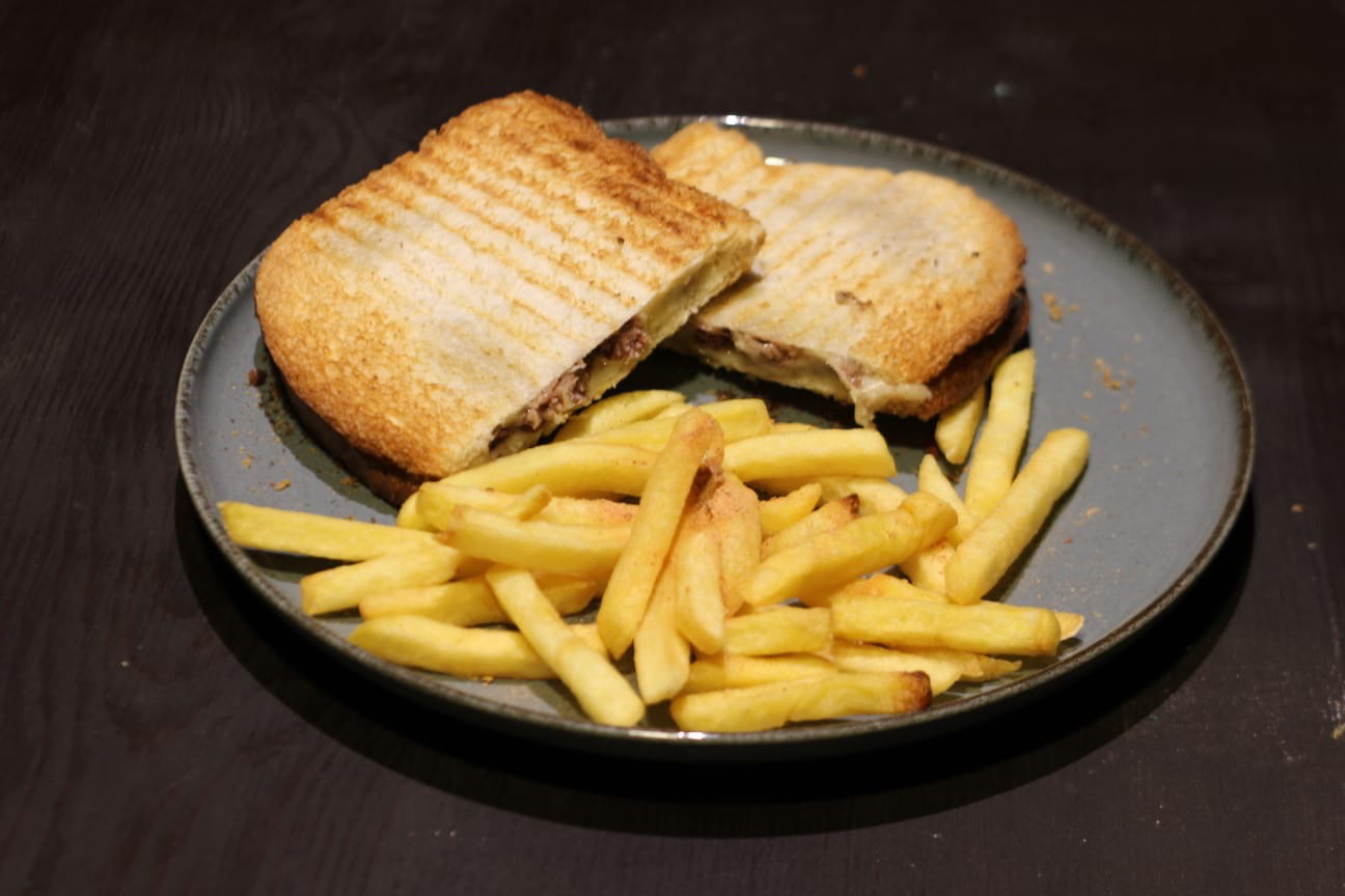 KAVURMALI KAŞARLI GÖZLEME