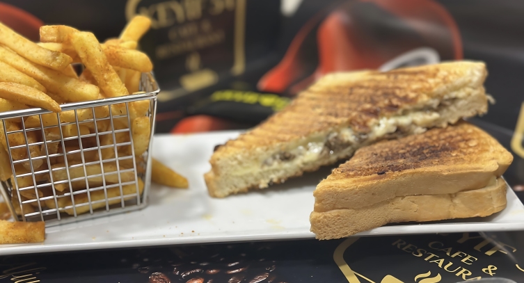 KAVURMALI TOST