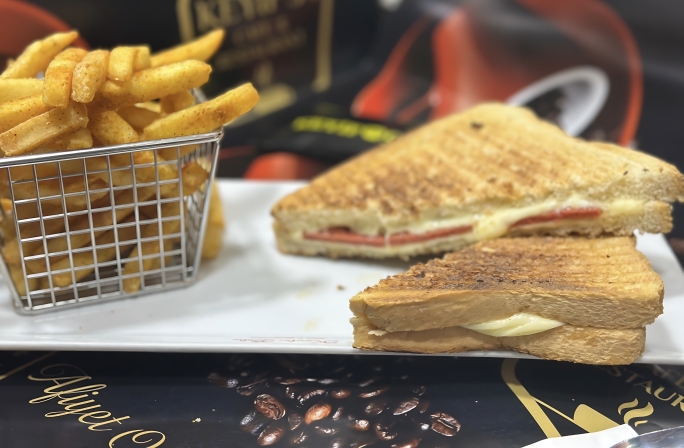 KARIŞIK TOST